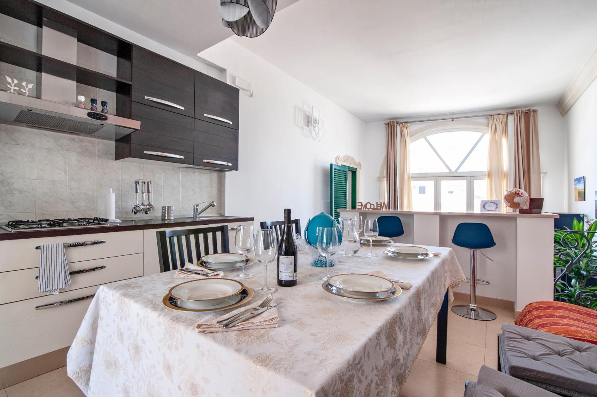 The Golden Hour, Luxury Apartment With A Panoramic View Лечче Экстерьер фото